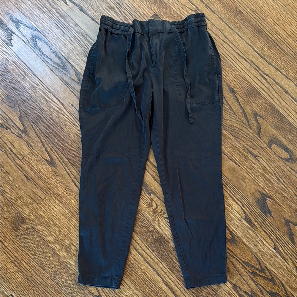 B7 Lou & Grey Women’s Medium Black Slim Pant Elastic Waist